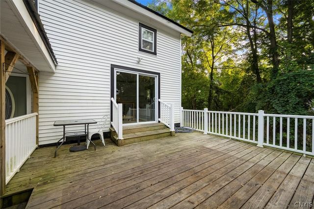 3223 W Seneca Tpke, Marcellus, NY 13215