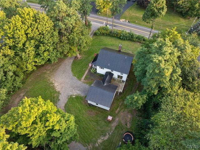 3223 W Seneca Tpke, Marcellus, NY 13215