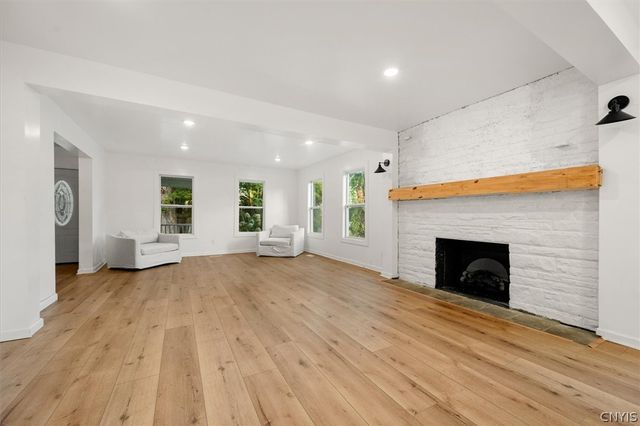 3223 W Seneca Tpke, Marcellus, NY 13215