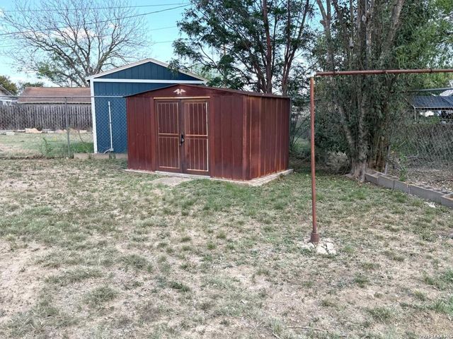 122 Waugh, San Antonio, TX 78223