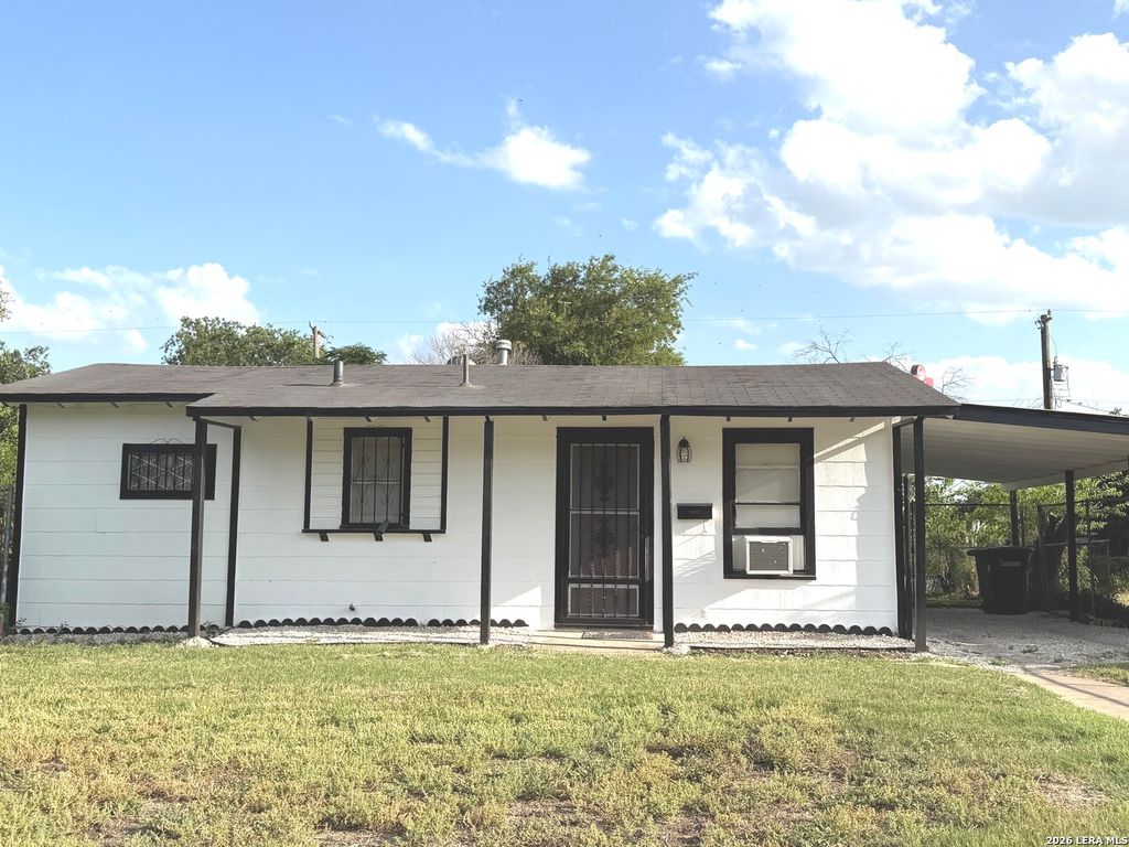 122 Waugh, San Antonio, TX 78223