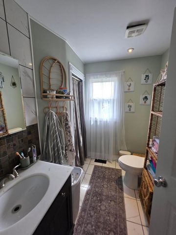 617 Hensley Road, East Bernstadt, KY 40729