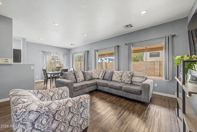 2562 E RIVIERA Drive, Chandler, AZ 85249