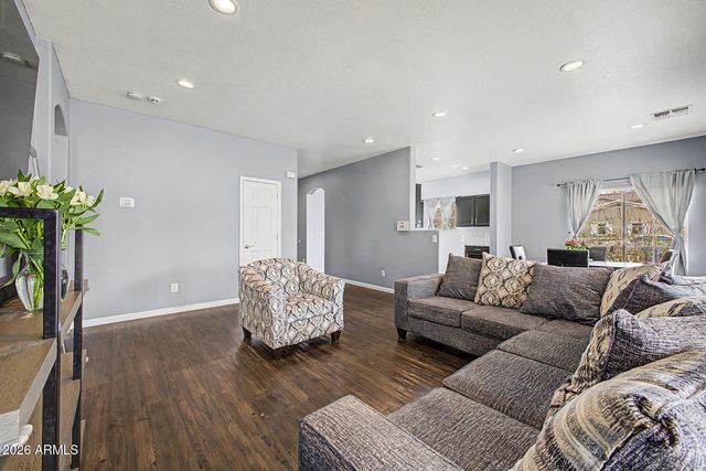 2562 E RIVIERA Drive, Chandler, AZ 85249