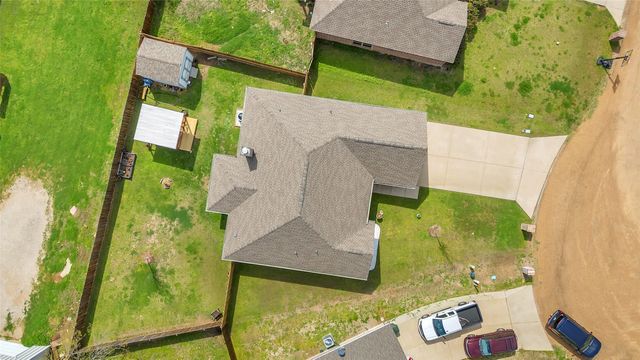 129 Oak Springs Loop, Mabank, TX 75147