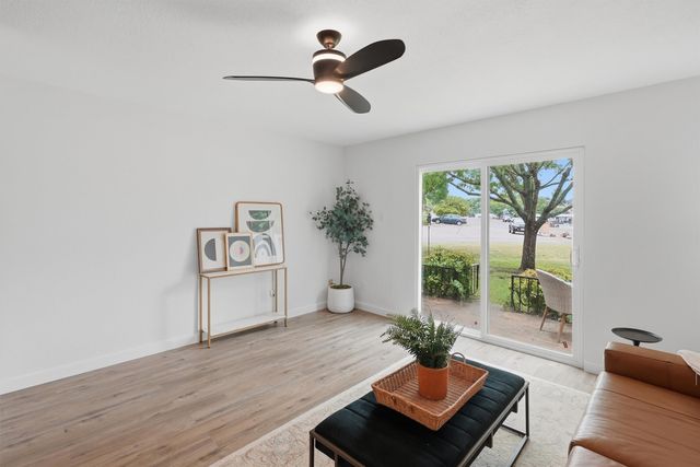 4318 Overlook Court, Granbury, TX 76049