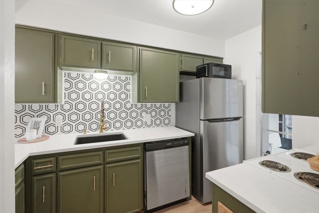 4318 Overlook Court, Granbury, TX 76049
