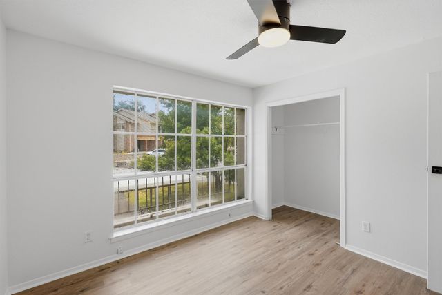 4318 Overlook Court, Granbury, TX 76049
