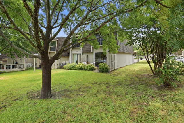 4318 Overlook Court, Granbury, TX 76049