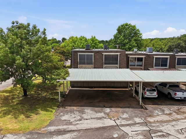 4318 Overlook Court, Granbury, TX 76049
