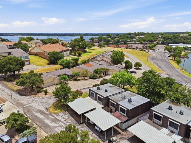 4318 Overlook Court, Granbury, TX 76049