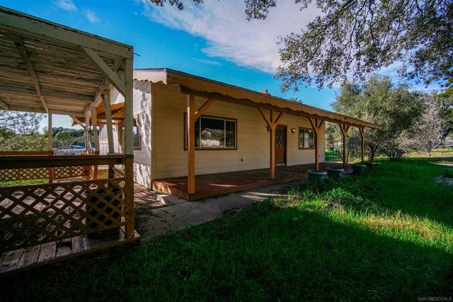 2570 Live Oaks Trl, Boulevard, CA 91905