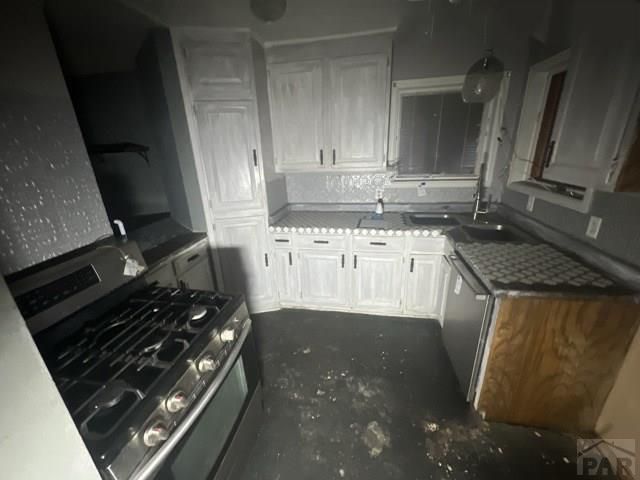 625 N Champa Ave, Walsenburg, CO 81089