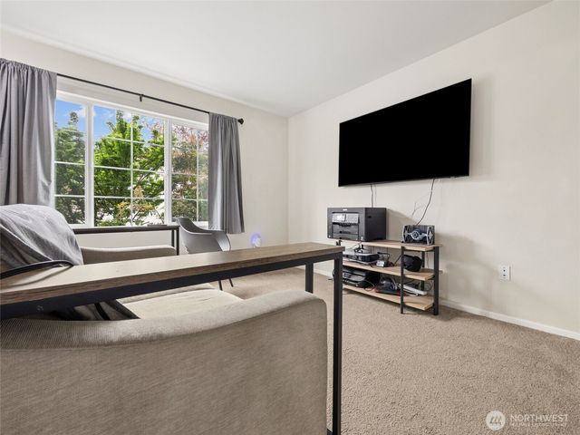 5879 Pennsylvania Street SE, Lacey, WA 98513