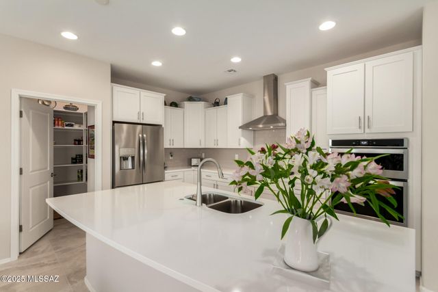 7033 W Deer Creek Trail, Marana, AZ 85658