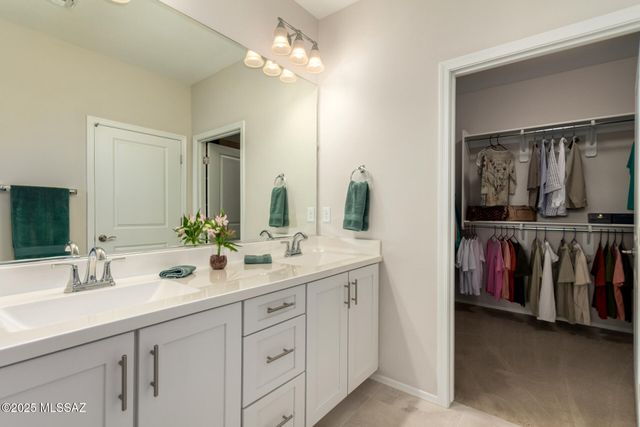 7033 W Deer Creek Trail, Marana, AZ 85658