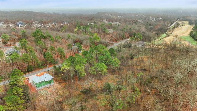 121 Scotsdale Drive, Bella Vista, AR 72715