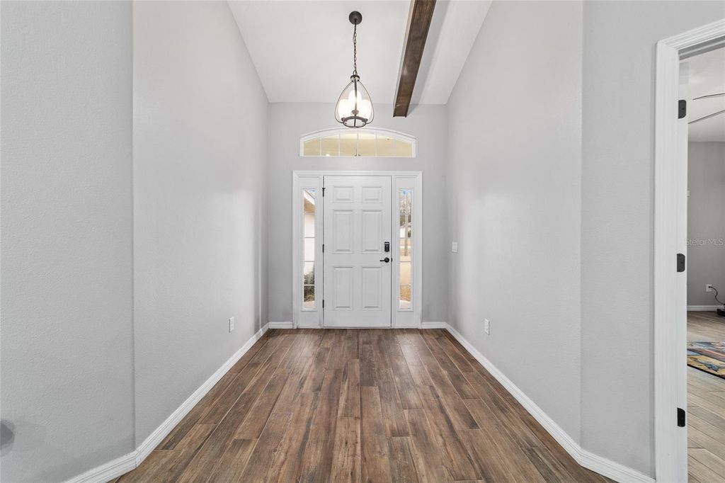 Image 14 of property listing at 9343 SE 108TH PLACE, Belleview, FL 34420