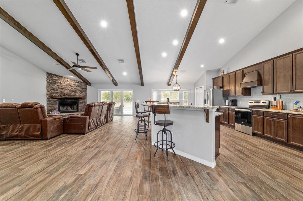 Image 17 of property listing at 9343 SE 108TH PLACE, Belleview, FL 34420