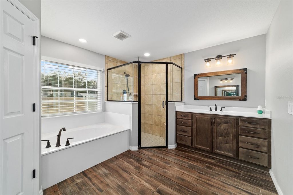 Image 22 of property listing at 9343 SE 108TH PLACE, Belleview, FL 34420