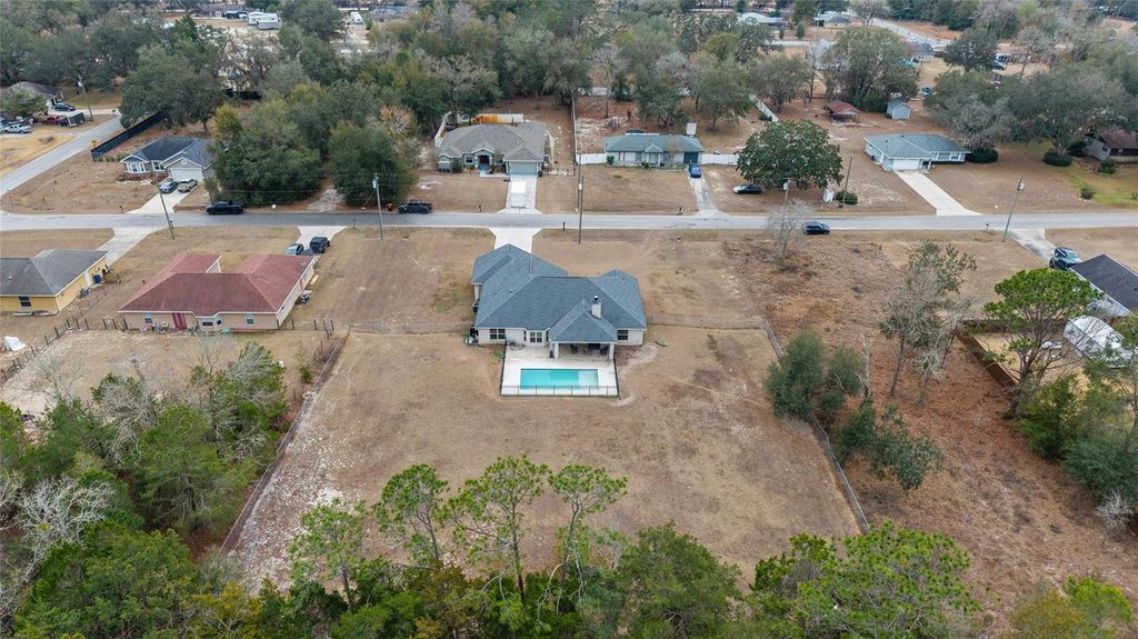 Image 29 of property listing at 9343 SE 108TH PLACE, Belleview, FL 34420