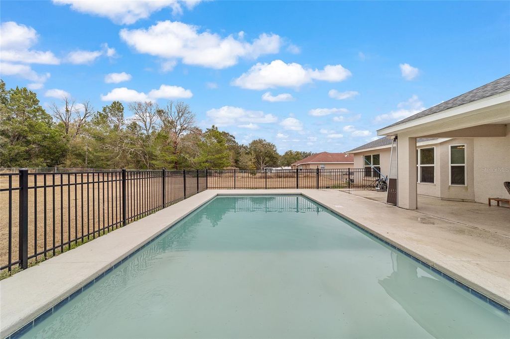 Image 48 of property listing at 9343 SE 108TH PLACE, Belleview, FL 34420