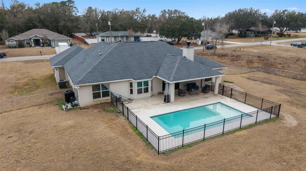 Image 9 of property listing at 9343 SE 108TH PLACE, Belleview, FL 34420