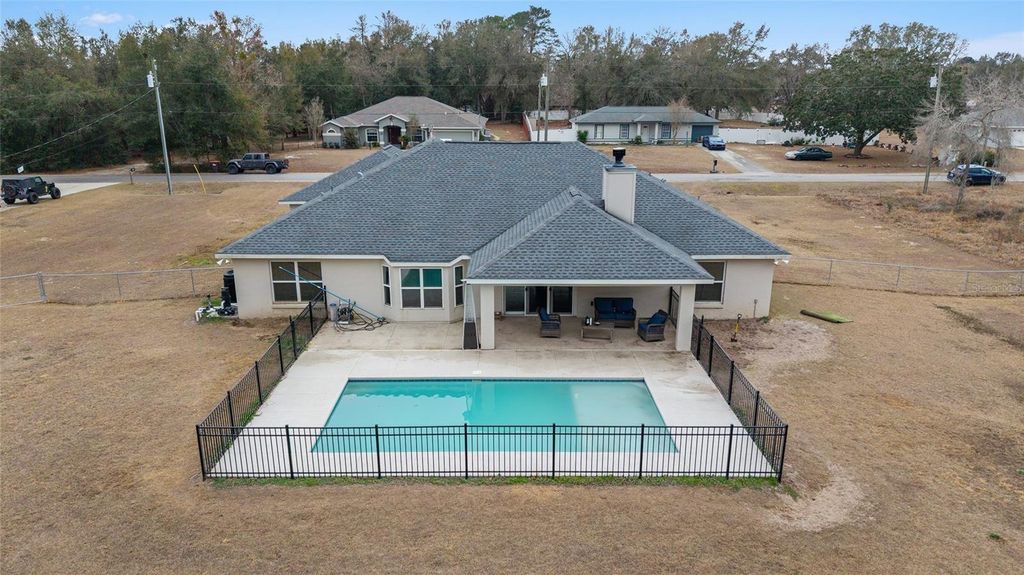 Image 10 of property listing at 9343 SE 108TH PLACE, Belleview, FL 34420