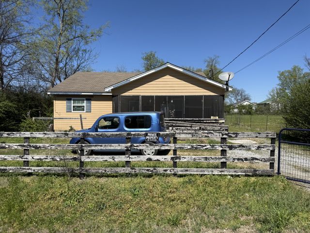 303 Cainsville Rd, Lebanon, TN 37087