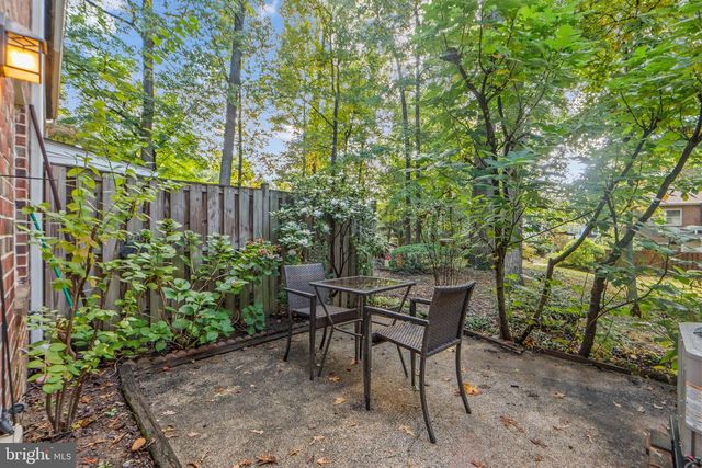881 AZALEA DR #24-881, Rockville, MD 20850