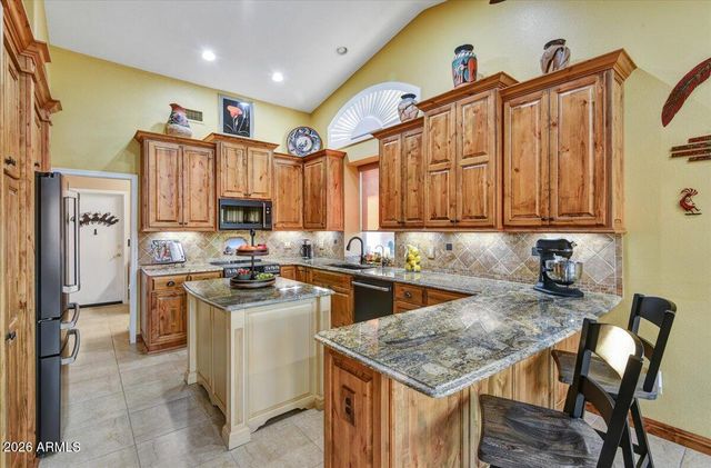 7674 E WHISPERING MESQUITE Lane E, Gold Canyon, AZ 85118