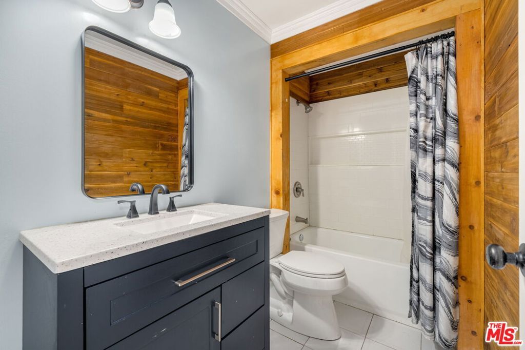 Image 18 of property listing at 2742 Calle Ruiz, West Covina, CA 91792