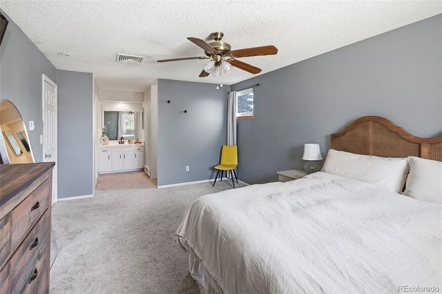 7229 S Iris Court, Littleton, CO 80128