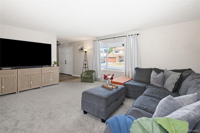 7229 S Iris Court, Littleton, CO 80128