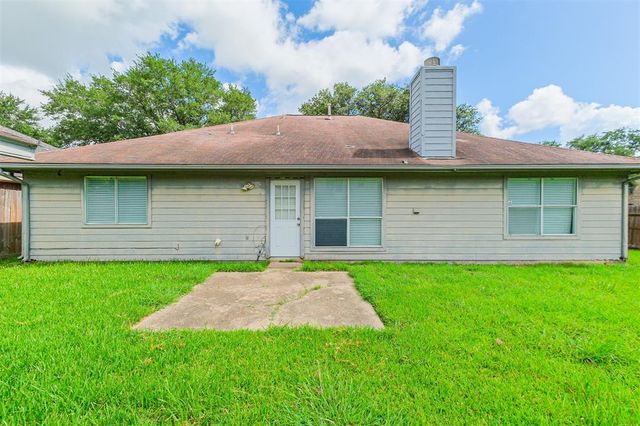 3718 Brighton Lane, Pearland, TX 77584