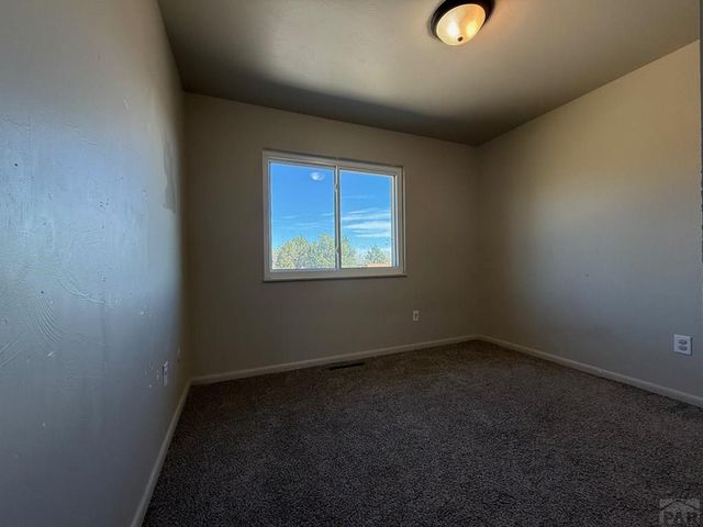 7 Echo Pl, Pueblo, CO 81003