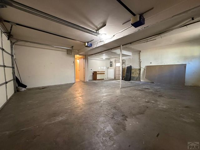 7 Echo Pl, Pueblo, CO 81003