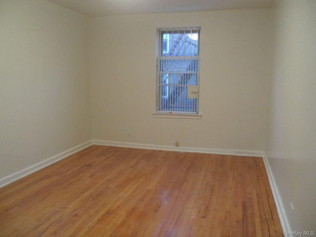 134-39 Blossom 5F, Flushing, NY 11355 — photo 4