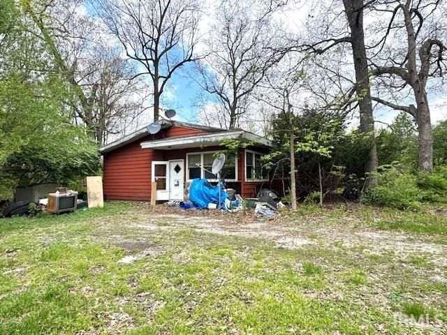 3875 S 200 East Road, Knox, IN 46534