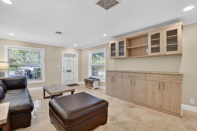 770 E Camino Real 0010, Boca Raton, FL 33432