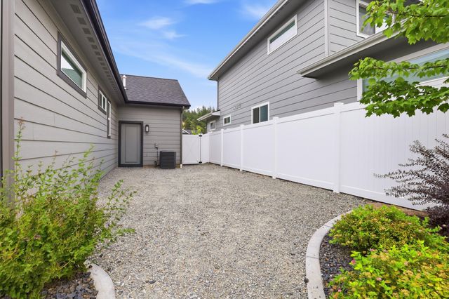 2299 N Forest Ridge St, Liberty Lake, WA 99019
