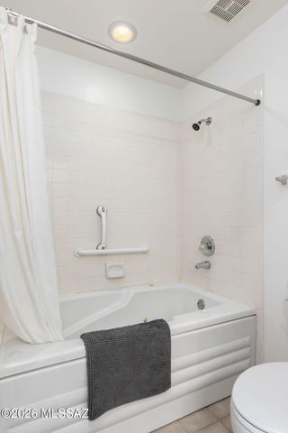 7755 E Via Ventana Norte, Tucson, AZ 85750