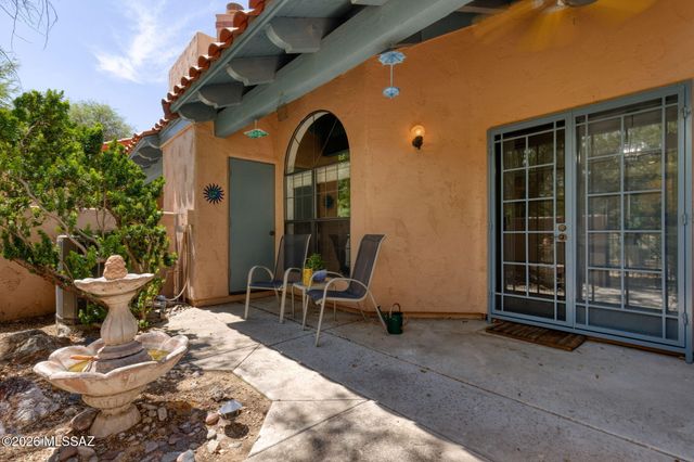 7755 E Via Ventana Norte, Tucson, AZ 85750