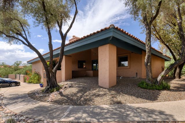7755 E Via Ventana Norte, Tucson, AZ 85750
