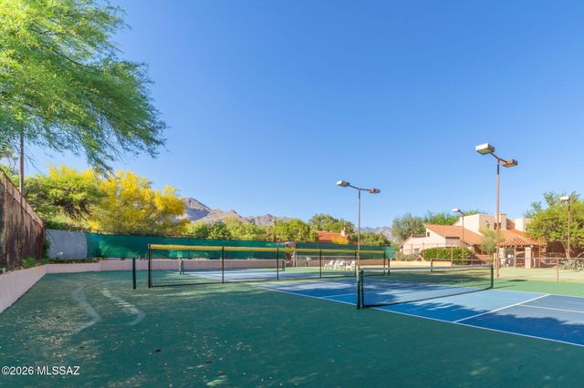 7755 E Via Ventana Norte, Tucson, AZ 85750