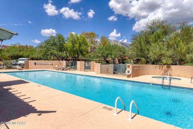 7755 E Via Ventana Norte, Tucson, AZ 85750