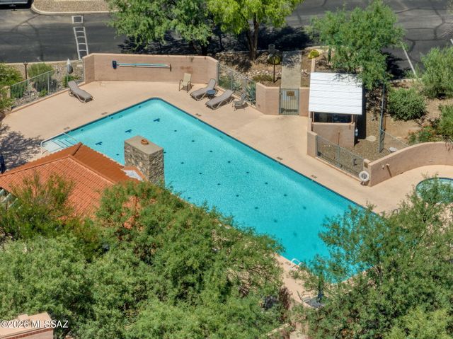7755 E Via Ventana Norte, Tucson, AZ 85750