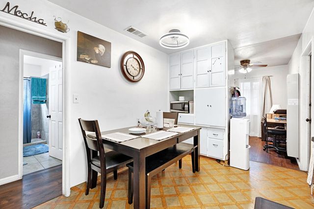 2003 Dennis Drive, Selma, CA 93662