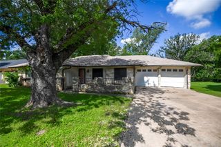 4614 Bundyhill DR, Austin, TX 78723