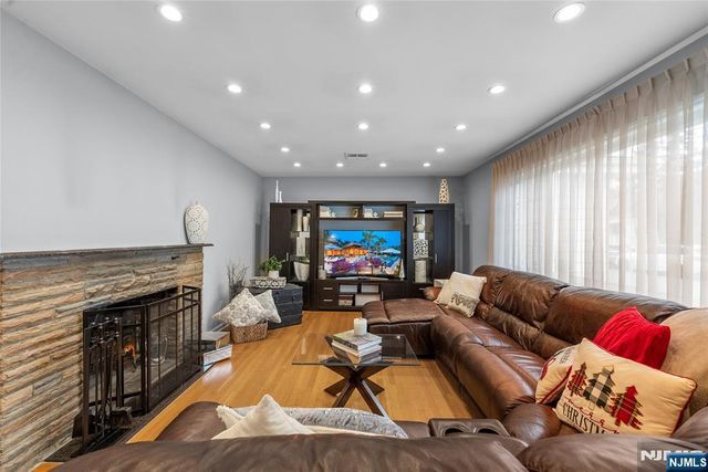 40 Eagle Street, North Arlington, NJ 07031